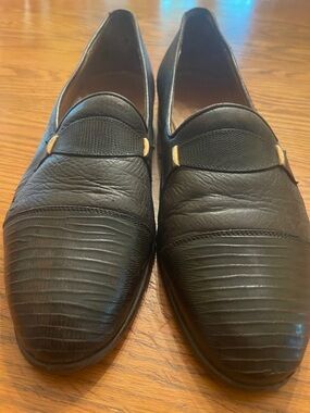 Men's Black Leather Slip-On Loafers